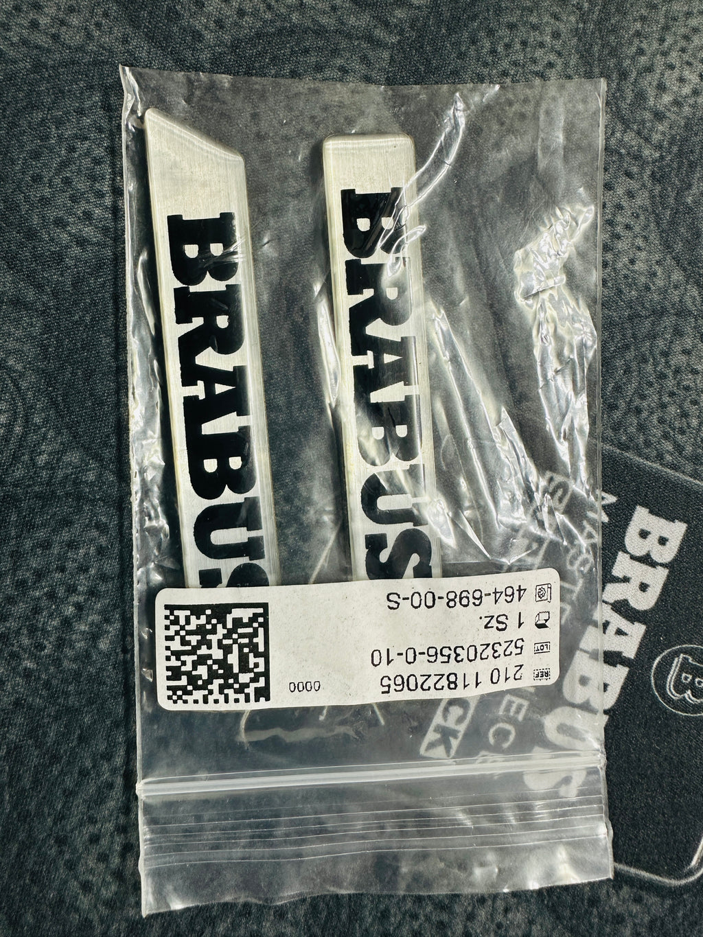 BRABUS Logo G-class 464 Silver/Black FENDER BADGE EMBLEM Set Of 2 Pcs genuine