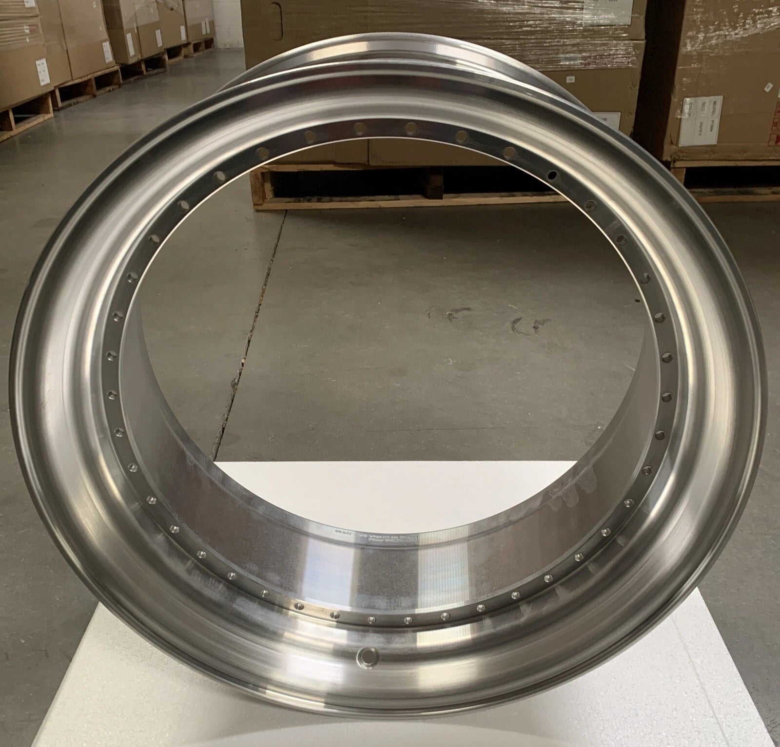 19" Step Barrel with 2.75" Lip Flow Form, 40 Holes US. Standard for 2-Piece Wheel RAW or Polished