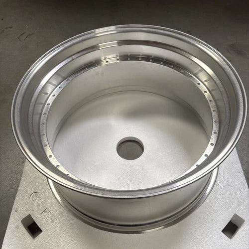 22" Step Barrel with 2.25" or 3.75" Lip Flow Form, 40 Holes US. Standard for 2-Piece Wheel, RAW or Polished